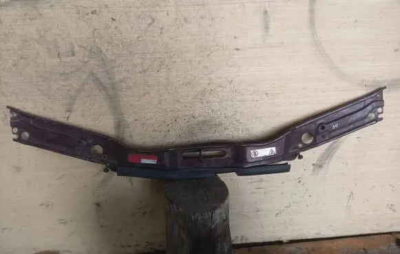 Audi A6 S6 C4 4A Top upper radiator support slam panel