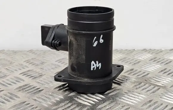 Audi A4 S4 B5 8D Mass air flow meter 80102
