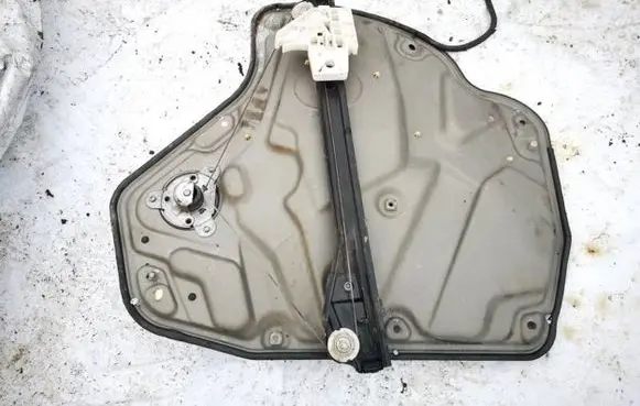 Skoda Octavia Mk2 (1Z) Sliding door window regulator with motor 1z0839656