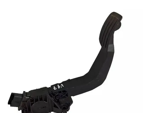 Peugeot 2008 II Accelerator throttle pedal 9827704480