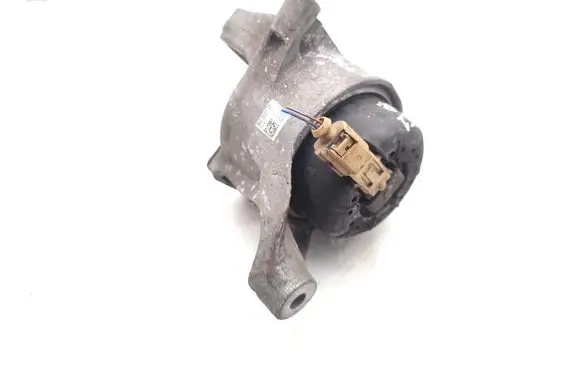 Audi A4 S4 B9 Engine mount bracket 8W0199371AT