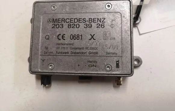 Mercedes-Benz CLK A208 C208 Aerial antenna amplifier 2038203926