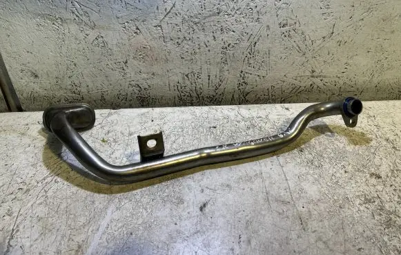 Jeep Grand Wagoneer Oil sump strainer pipe 