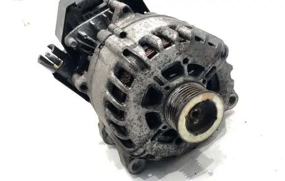 Toyota Proace Generator/alternator 9826550280