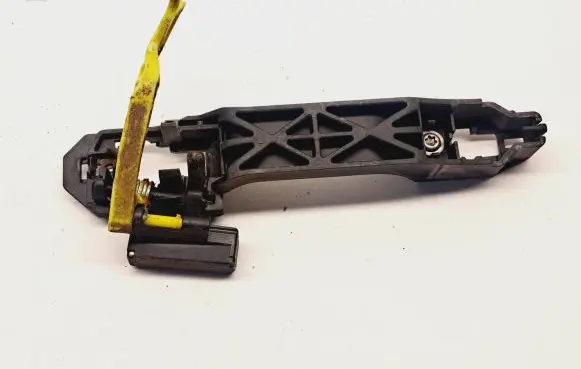 Toyota Corolla Verso AR10 Rear door exterior handle/bracket 242304