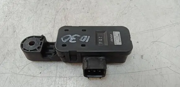 Lexus GS 300 350 430 450H Air quality sensor 0136500010