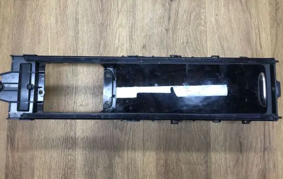 Cup holder front