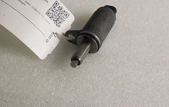 Porsche Macan (95B) Camshaft vanos timing valve 06E103697L
