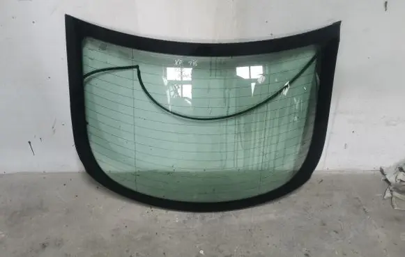 Jaguar XF X250 Rear side window 