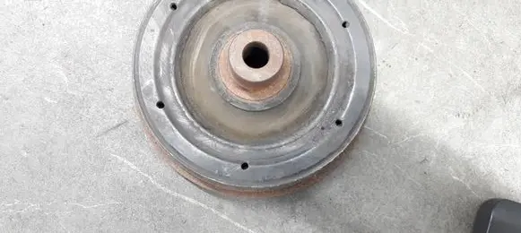 Ford Focus Water pump pulley c9a2a