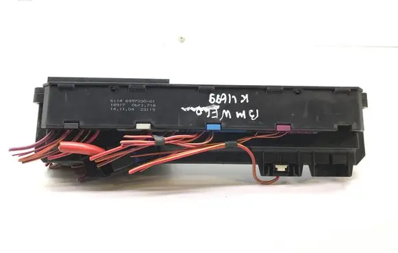 BMW 5 E60 E61 Fuse box set 6114695733001 6957330 K4699