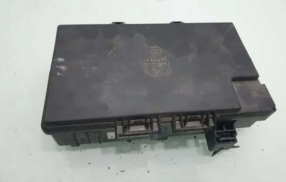 Dodge Durango III Fuse module P68251629AB