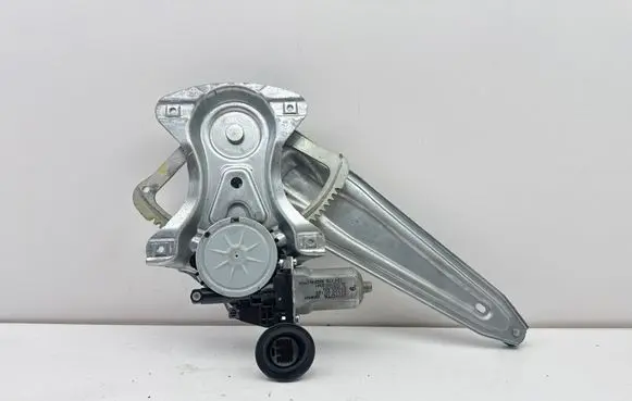Toyota Yaris Rear door window regulator with motor 857200D120 73581101 2621002341