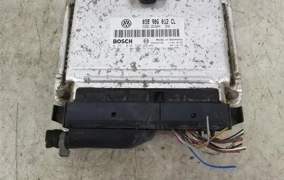 Skoda Octavia Mk1 (1U) Engine control unit/module 038906012CL