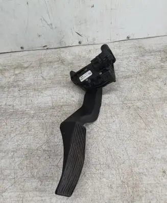 Opel Zafira A Accelerator throttle pedal 9202341 6PV00811400