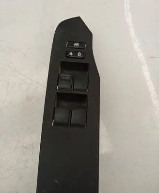 Toyota Auris E180 Electric window control switch 0880R48