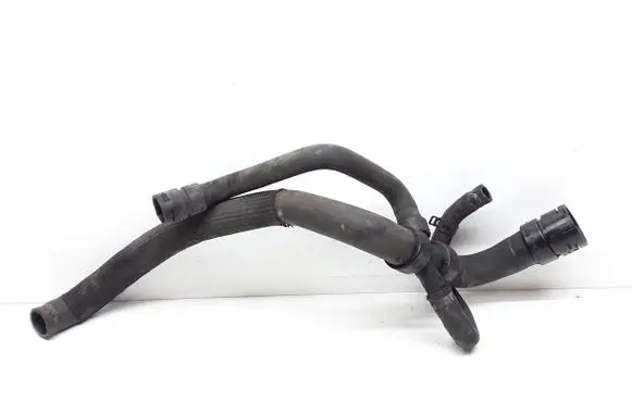 Volvo V60 Engine coolant pipe/hose