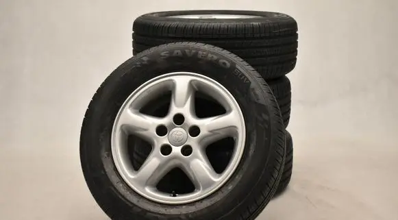 Toyota RAV 4 (XA20) R16 alloy rim 