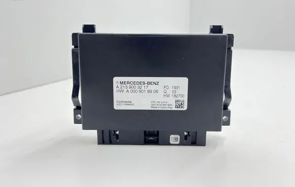 Mercedes-Benz C W205 Gearbox control unit/module A2139003217 A0009018906