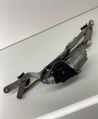 Toyota Auris 150 Front wiper linkage and motor 1593000831 8511002190