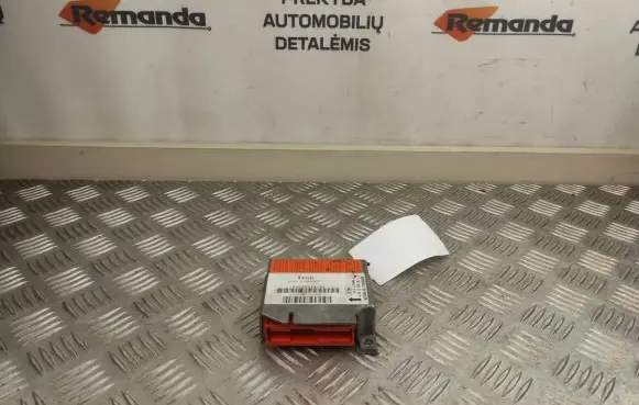 Mercedes-Benz E W210 Airbag control unit/module 0018202126