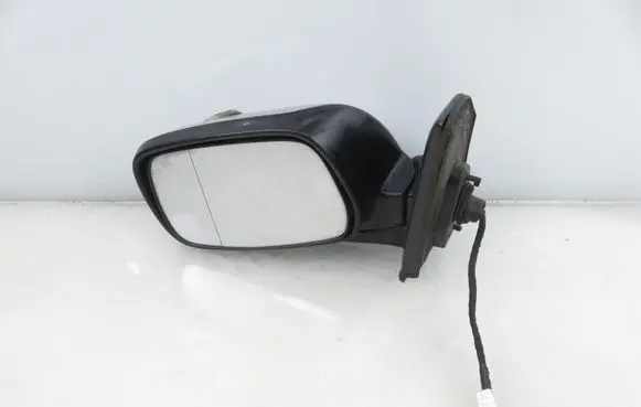Toyota Corolla E120 E130 Front door electric wing mirror 