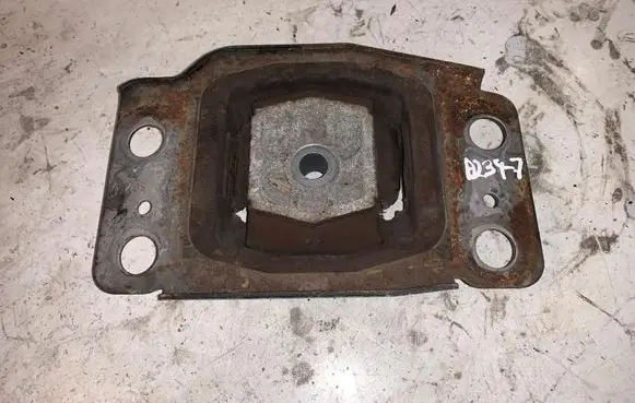 Ford S-MAX Engine mount bracket 7G917M121BA