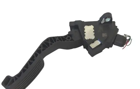 Toyota Yaris Accelerator throttle pedal 781100D010 08063B 48837201579