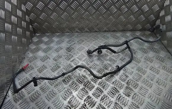 Breather/breather pipe/hose