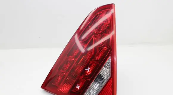 Audi A5 8T 8F Tailgate rear/tail lights 8T0945093A