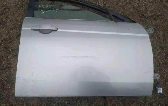 Chevrolet Epica Front door pilkos
