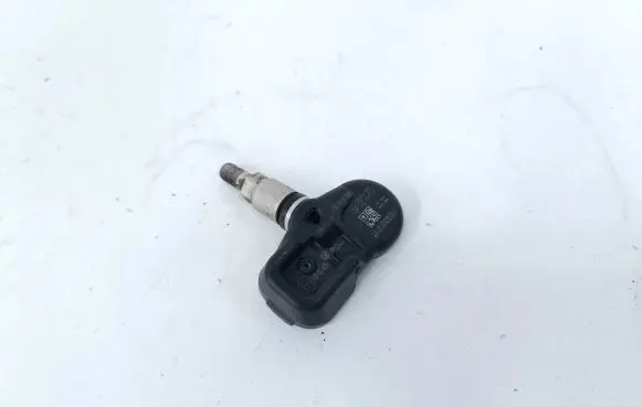 Toyota Prius c Tire pressure sensor 3729APMVC010 14C24113D5