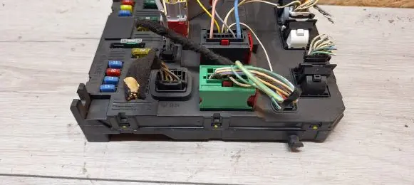 Peugeot 407 Comfort/convenience module 9655221080 BSIS0200