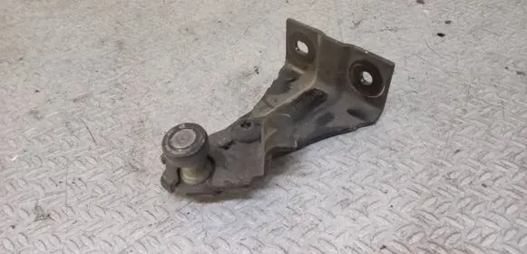 Volkswagen Routan Sliding door upper roller guide/hinge 05020899AD