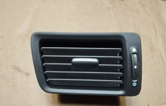 Dashboard side air vent grill/cover trim