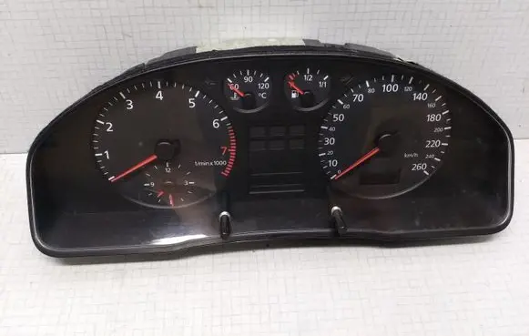 Speedometer (instrument cluster)