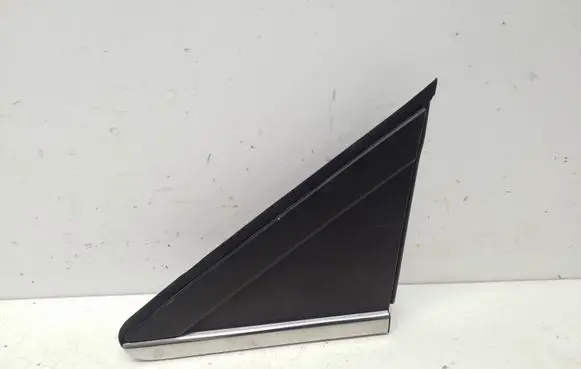 Chrysler Town u0026 Country V Fender end trim 1BE43TRMAA