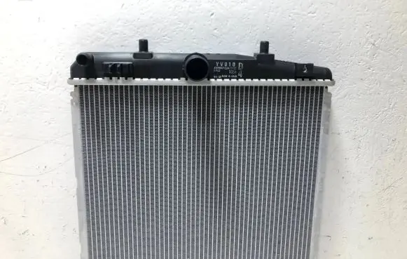 Toyota Aygo AB10 Coolant radiator 965123580 16400YV010 1330P3