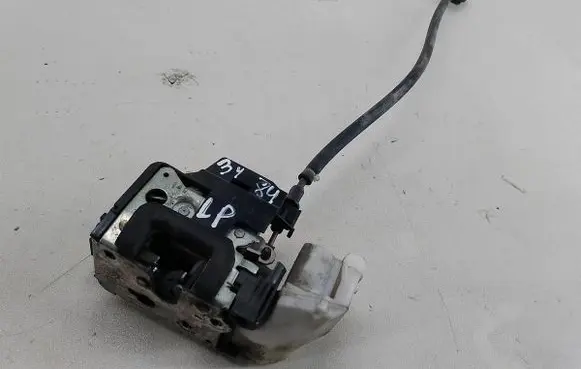 Fiat Doblo Front door lock