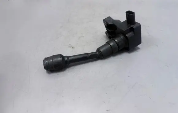Ford Focus High voltage ignition coil CM5G12A366CB 7Y15 D5E1G