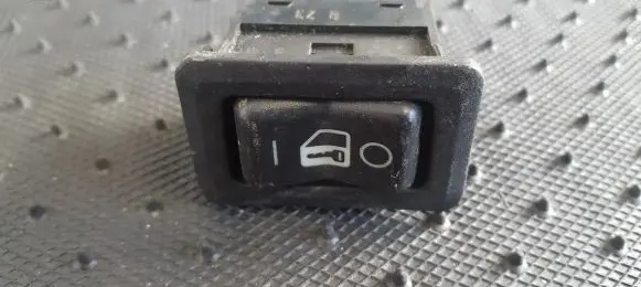 Mitsubishi Carisma Central locking switch button 