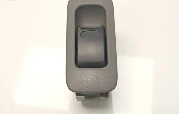 Suzuki Grand Vitara II Electric window control switch 3799575F0 2236D4 C8HS35