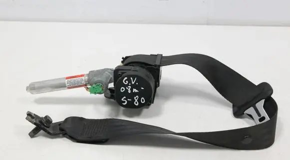 Volvo S80 Middle seatbelt (rear) 8639763 E504277