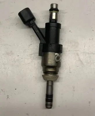 Chevrolet Camaro Fuel injector 12709470