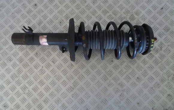 Peugeot 208 Front shock absorber/damper