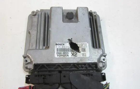 Toyota Auris 150 Engine control unit/module 0281016348 8966102X21