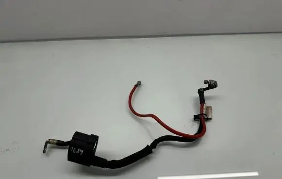 Volkswagen Golf VI Positive cable (battery)