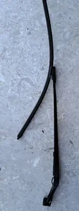 Toyota Avensis T270 Front wiper blade arm 79983 3392125686 339212588