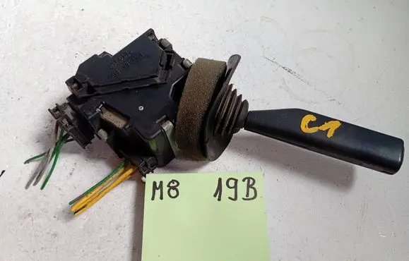 Citroen C1 Indicator stalk 1212123