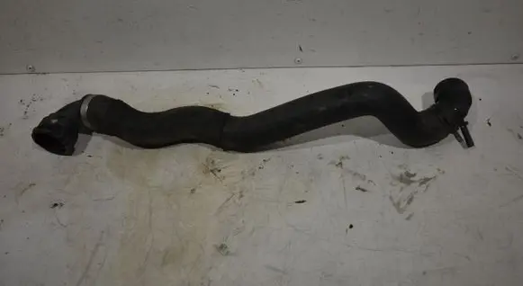 Skoda Superb B6 (3T) Engine coolant pipe/hose 1K0122101